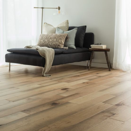 Hardwood Flooring | Carpet Advantage
