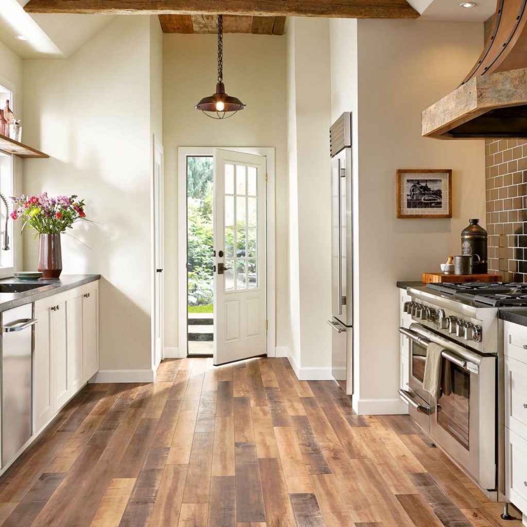 Hardwood In Your Kitchen | Carpet Advantage